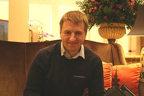 Travelnews.lv direktors Aivars Mackevičs iepazīstas ar viesnīcu un konstatē, ka arī Latvijas klienti šeit nav retums. Sīkāka informācija: www.hotel-ad 20235