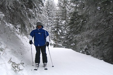 Te iespējamas arī mierīgākas izklaides iespējas, lēni slēpojot pa Tatru piesnigušajiem mežiem 21130
