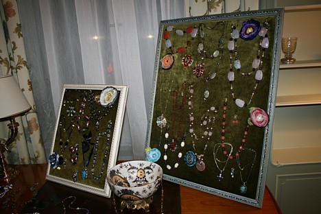 Pasākuma laikā apmeklētāji varēja apskatīt dizaineres Vilija Poškiene (Lietuva) rotu kolekciju 21188