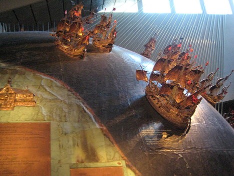 Kuģim bija trīs masti, tas varēja nest desmit buras, tā izmēri bija 52 metri no masta galotnes līdz ķīlim un 69 metri no priekšgala līdz pakaļgalam, u 21447