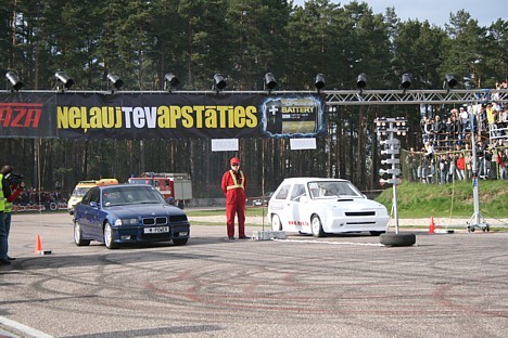 Dažreiz necila izskata spēkrats spēj pārsteigt pat pieredzējušu autosportistu - līdzīgi kā leģendārais Kārlītis Remarka grāmatā 