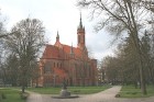 Viena no kūrortpilsētas baznīcām, kas atrodas pašā centrā, sīkāku informāciju par šo kūrorta pilsētiņu meklējiet www.druskininkai.lt 20