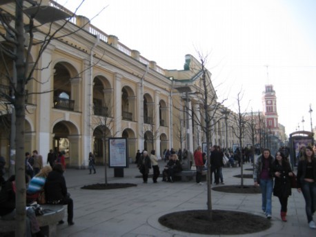 Viens no lielākajiem Sanktpēterburgas iepirkšanās centriem - Torgovij dvorec 21783