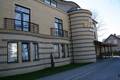 Viesnīca Wolmar atrodas Valmierā, Tērbatas ielā 16a 22013