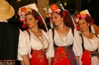 Grieķu vakara neatņemama sastāvdaļa ir grieķu tautas deju priekšnesumi 16