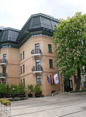 Viesnīca Hotel Bergs atrodas Rīgā, Elizabetes ielā 83/85 22462