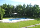 Šeit atrodas arī āra baseins, kurā iespējams atvēsināties karstā vasaras dienā. 10