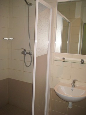 Dušas un WC telpa 23210