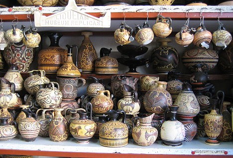 Saloniki ir slaveni ar keramikas izstrādājumiem 23486