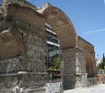 Pilsētas centrā atrodas imperatora Galerija Triumfa arka. Šodien Saloniki ir ziedoša, trokšņaina un zaļumiem bagāta pilsēta ar mūsdienīgiem namiem un  4