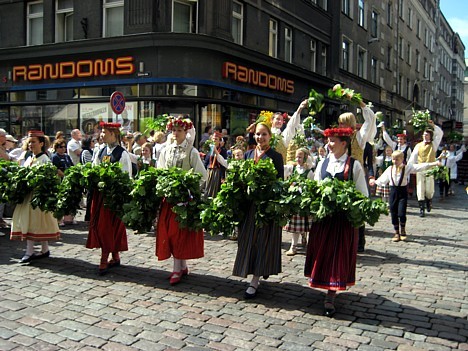 20080707-dziesmu sveetku gaajiens 042 24044