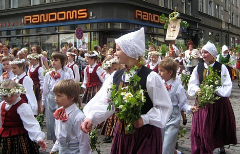 20080707-dziesmu sveetku gaajiens 082 24077