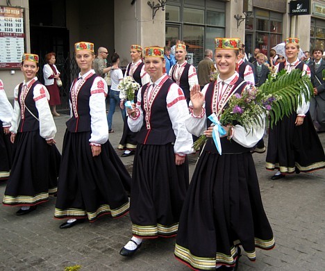 20080707-dziesmu sveetku gaajiens 145 24137