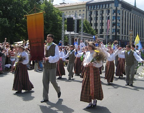 20080707-dziesmu sveetku gaajiens 857 24190