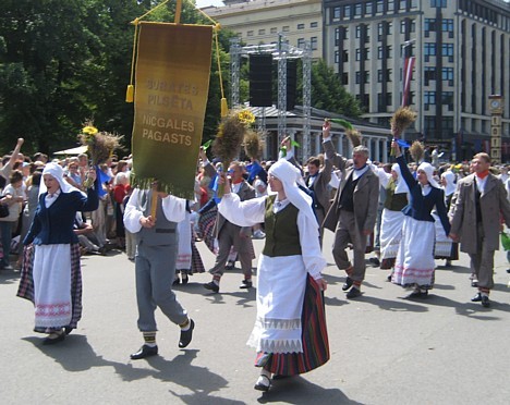 20080707-dziesmu svetku gajiens 863 24201