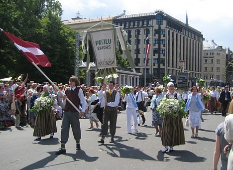 20080707-dziesmu sveetku gaajiens 972 24230