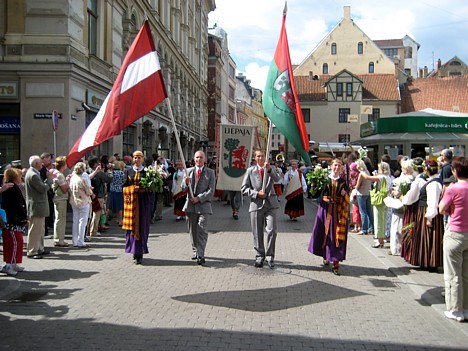 20080707-dziesmu sveetku gaajiens 245 24292