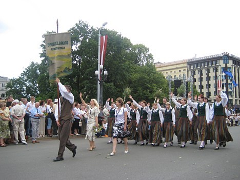 20080707-dziesmu sveetku gaajiens2 136 24357