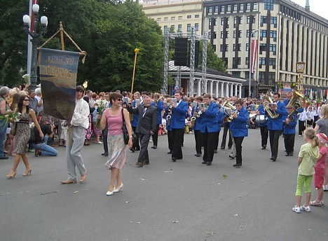 20080707-dziesmu sveetku gaajiens2 050 24380