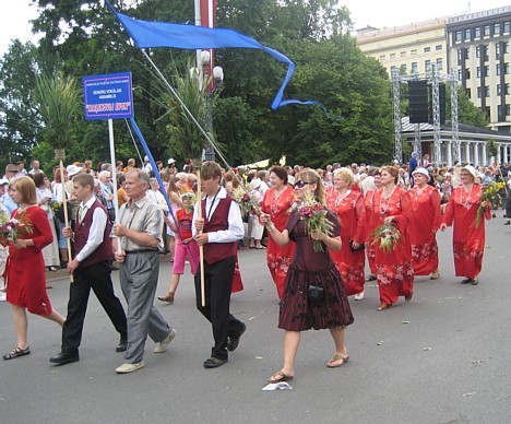 20080707-dziesmu sveetku gaajiens2 102 24389