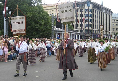 20080707-dziesmu sveetku gaajiens2 228 24514