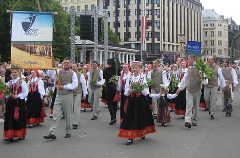 20080707-dziesmu sveetku gaajiens2 417 24642