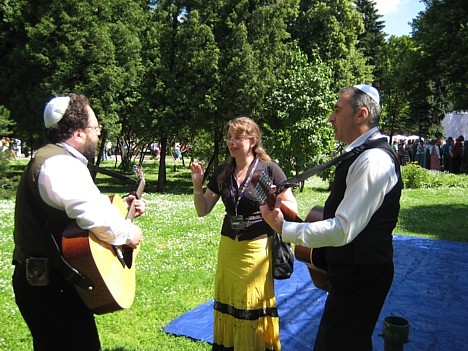 Ebreju kopienas trio 