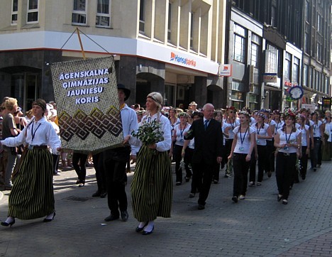 20080707-dziesmu sveetku gaajiens2 1452 24910