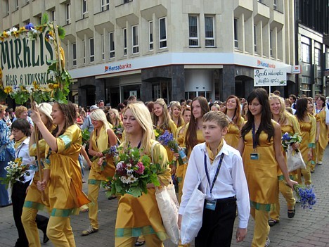 20080707-dziesmu sveetku gaajiens2 1491 24920