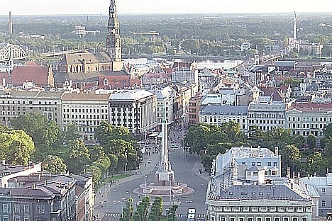 Panorama Aussicht von der Skyline Bar im 26. Stock im Reval Hotel Latvia 25284