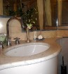Arī vannas istabā ir svaigi ziedi, no vannas istabas piederumiem tiek piedāvāta izvēle starp Bvgari, Neutrogena vai Acqua di Parma  kosmētikas 7