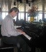 La Terazza restorānā viesiem spēlē arī brīnišķīgu klasisko mūziku 16