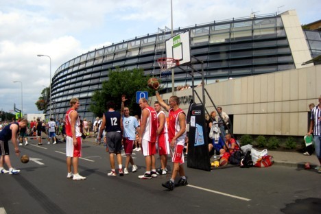 Basketbola spēles tika spēlētas visai spraigi... 26578