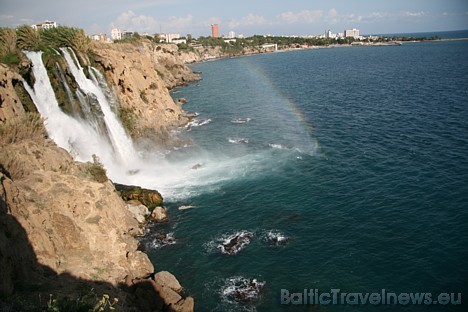 Djūdena ūdenskritums ir viena no Antaljas tūristu iecienītākajām fotogrāfēšanas vietām, kas ir iespaidīgs un saulainā laikā veido varavīksni 28362
