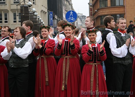 Kopā pulcējās 99 tautu deju kolektīvi no visas Latvijas 28415