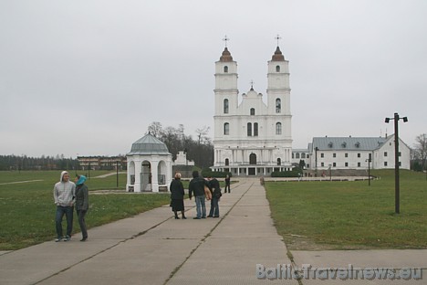 Aglonas bazilika (Aglyunas bazilika) ir Latvijas viens no populārākajiem tūrisma objektiem un arī rudenīgās dienās to aktīvi apmeklē svētceļotāji un t 28741