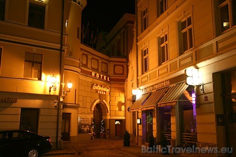 Hotel Gutenbergs (www.gutenbergs.lv) turpat blakus Doma laukumam 28936