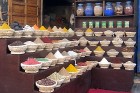 Šarm el Šeihas vecpilsētas austrumu tirgū var iegādāties ne tikai tradicionālos suvenīrus, bet arī dažādas garšvielas un karkade tēju 3