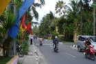 Bali iedzīvotāju iecienītākais motorizētais transports ir mopēds 7