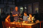 Vācu virtuves galda kultūra lielā mērā ir balstīta uz alus vai vīna baudīšanas tradīcijām 1