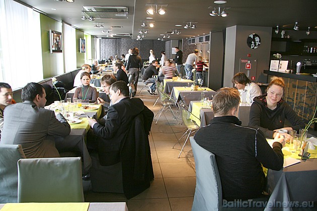 Viesnīcas Europa City Riga restorāns Sunny piedāvā no 12:00 līdz 16:00 katru darba dienu biznesa pusdienas 30990