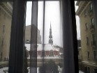 Pa viesnīcas logiem paveras skaisti skati uz Vecrīgu 14