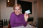 BalticTravelnews.com travel card 2009 ļaus īpašniecei baudīt bezmaksas kafiju vai tēju Baltijas labākajos restorānos un kafejnīcās 7