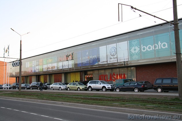 29.04.2009 Liepājā tika atvērts vērienīgs tirdzniecības centrs Baata (Klaipēdas ielā 104c) 32856