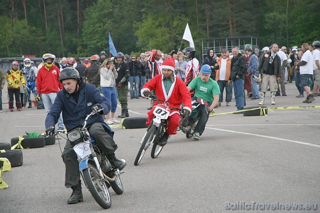 Mazliet nenopietni, bet atbildīgi 33283