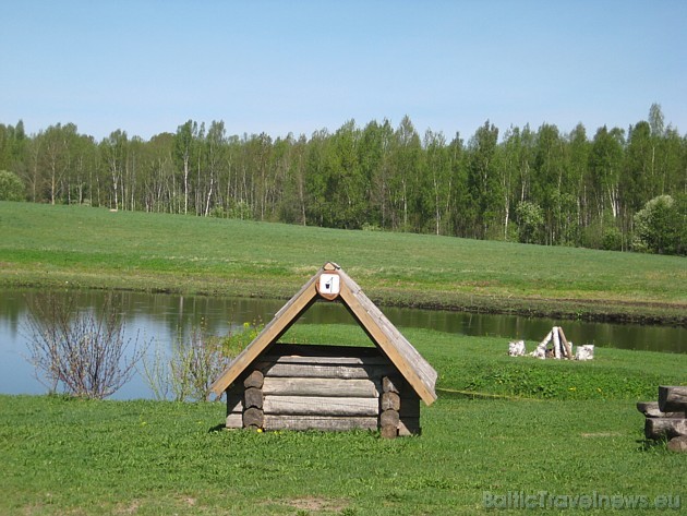 Maksimālais viesu skaits - 10 (iespējamas 4 papildus gultasvietas) 33364