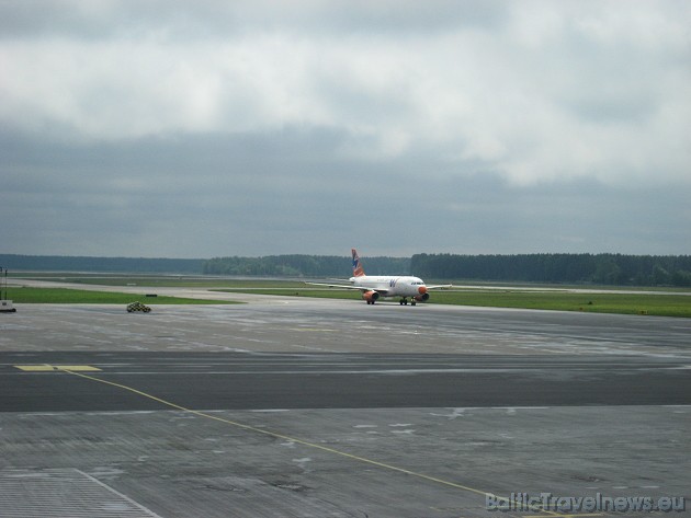 Vakardien (10.06.2009), lidostā Rīga notika Itālijas zemo izmaksu lidsabiedrības Windjet pirmā reisa sagaidīšana 34096