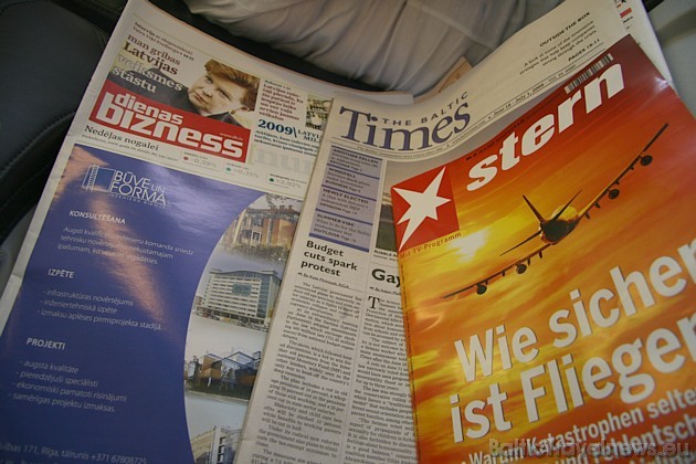 airBaltic pasažieri lidojuma laikā var iepazīties ar laikrakstu jaunumiem 34477