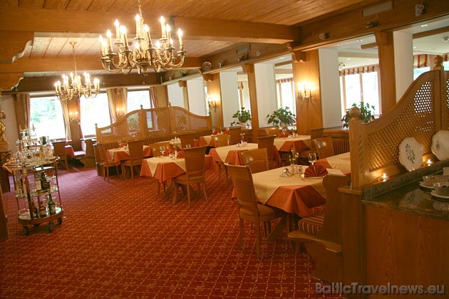 Viesnīcas Alpenhof restorāns 34824
