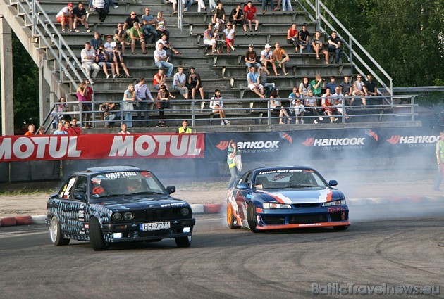 Nikolajs Makarovs ( BMW 318 ) sacenšas ar Raivo Mužiku ( Nissan Silvia ) 34952